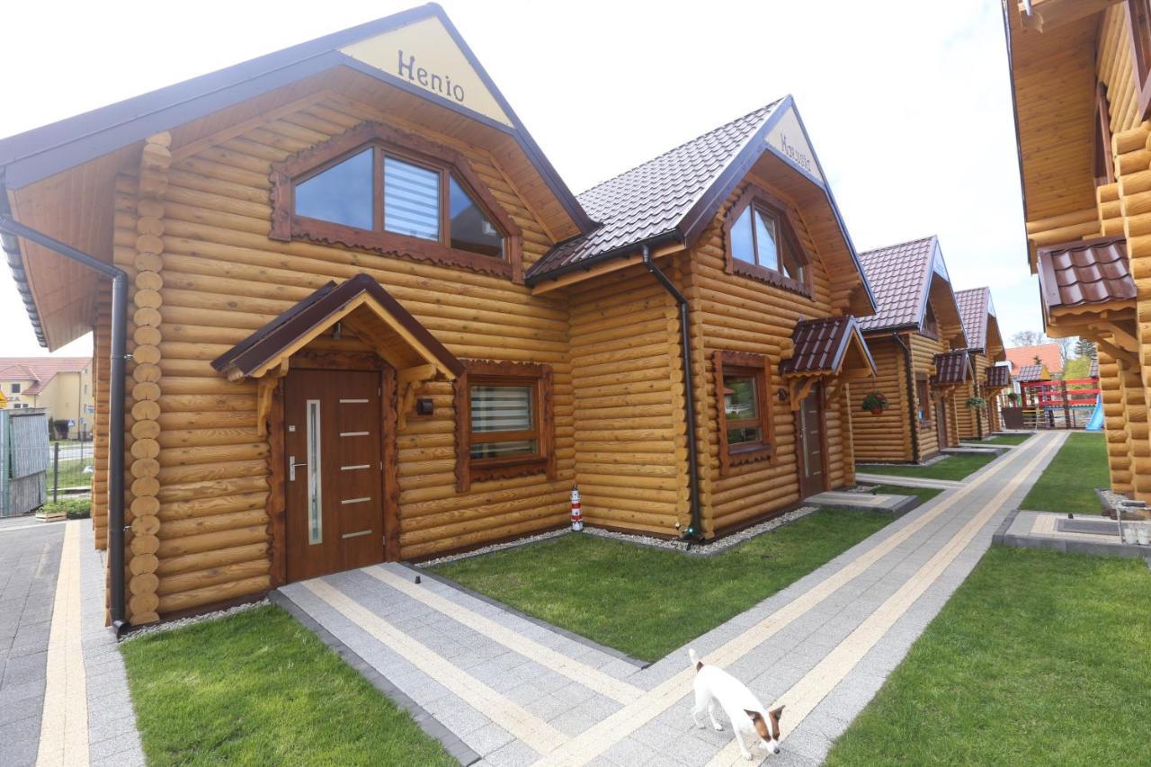 Sosnowe Domki Rewal Bagian luar foto